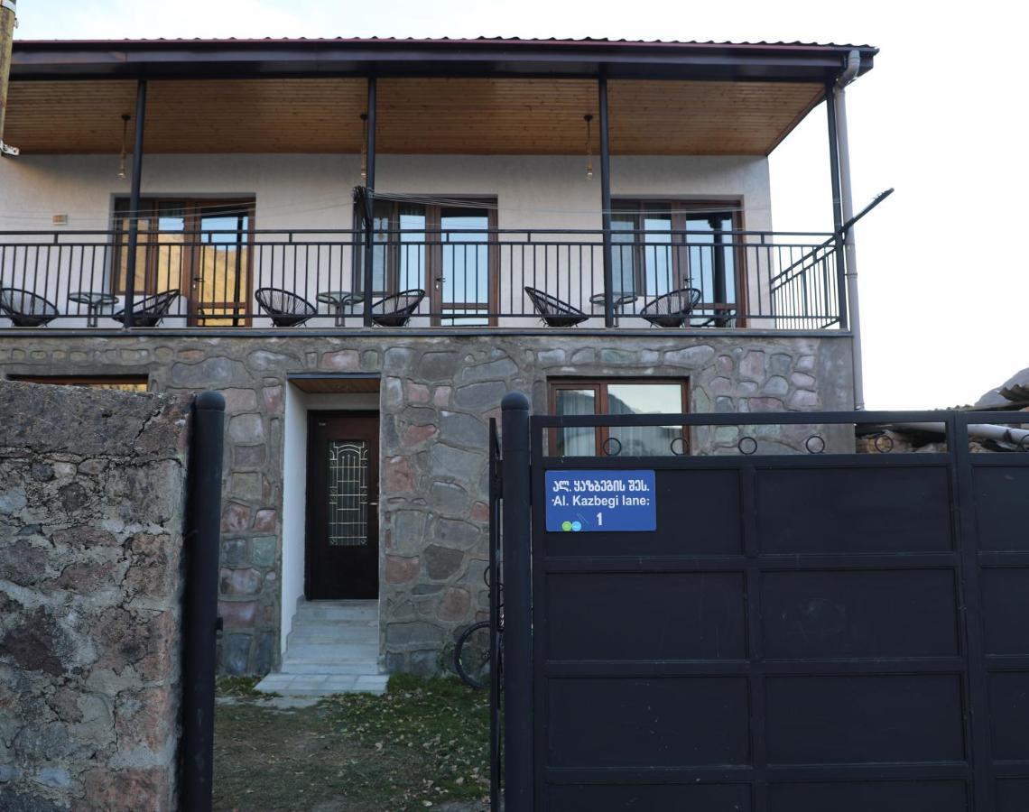 Paradise Inn Kazbegi Bagian luar foto